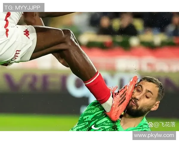 《从球场到舆论：探讨足球迷为何讨厌这些球星背后的真相》