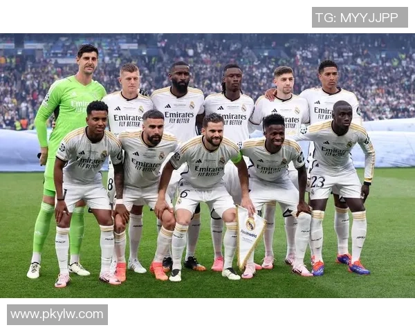 世界足坛最富有球星揭秘 揭开顶级财富背后的秘密与故事 世界足坛最富有球星揭秘 揭开顶级财富背后的秘密与故事