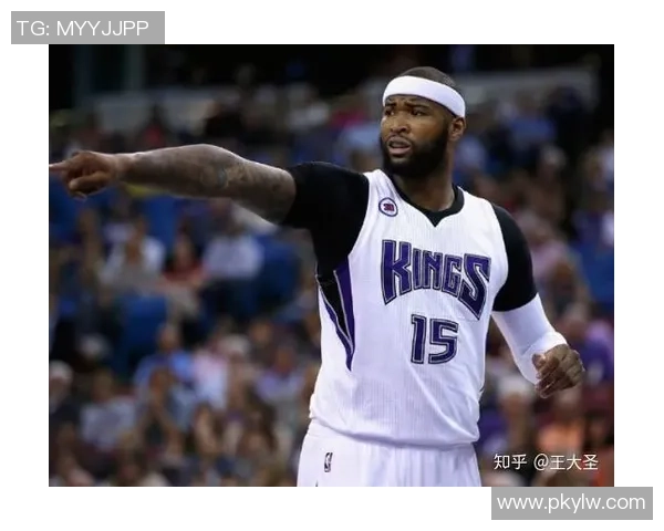 从巅峰到低谷:盘点那些曾经风光无限却急转直下的足球巨星 从巅峰到低谷:盘点那些曾经风光无限却急转直下的足球巨星