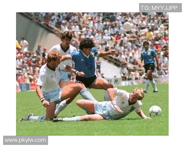 卡马拉多纳：足球传奇的崛起与辉煌时刻